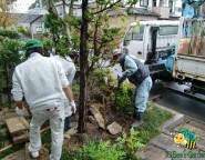 姫路市外構リフォーム施工中　プラスGを使った目隠しと採光